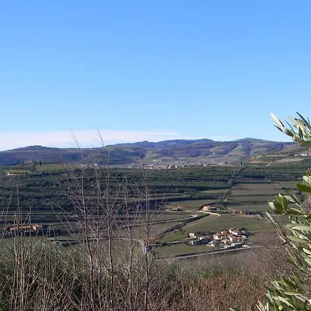 Casa Felix Illasi
